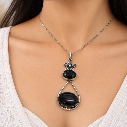 Black Onyx Pendant, Floral Leaf Boho Statement Necklace Charm PEN347-SLV-NBO02