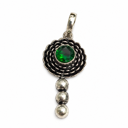 Green Gemstone Floral Pendant Boho Vintage Silver Jewelry PEN364-SLV-LCD01
