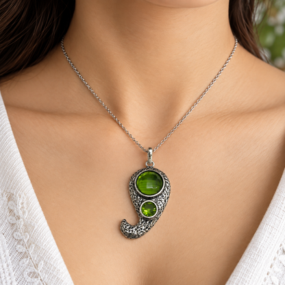 Green Peridot Gemstone Abstract Pendant Boho Silver Jewelry PEN373-SLV-LPD02