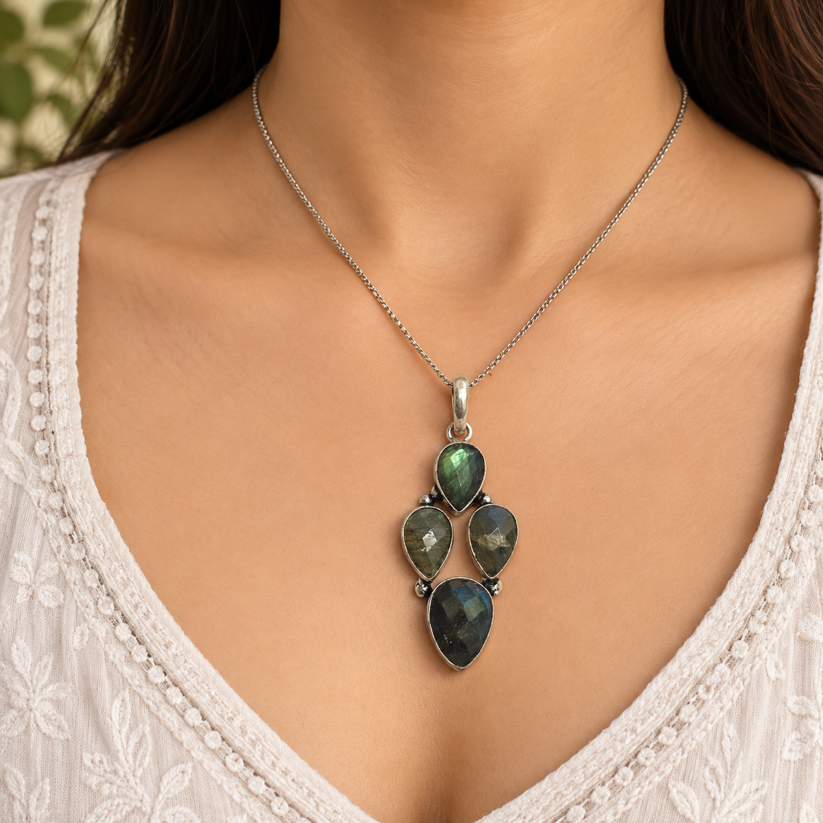 Labradorite Silver Pendant Natural Stone Boho Statement Gift PEN403-SLV-NLBD04