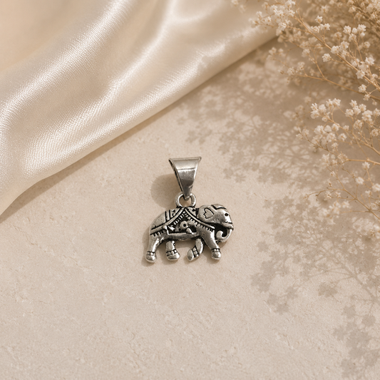 Elephant Tribal Pendant Boho Oxidized Silver Tone Jewelry Gift PEN42-SLV-PLN