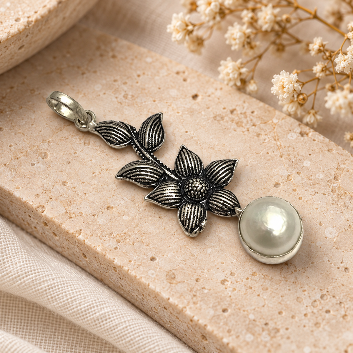 Pearl Flower Pendant, Silver Tone Floral Boho Jewelry PEN422-SLV-NPRL01