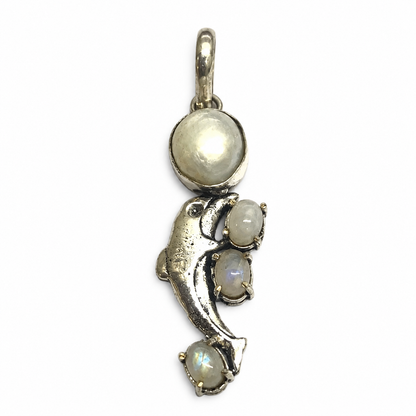 Moonstone Pearl Pendant, Silver Tone Celestial Jewelry PEN433-SLV-NPRL+NMS04