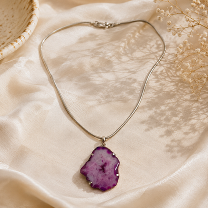 Natural Agate Slice Pendant, Silver Tone Boho Statement Jewelry PEN45-SLV-NSAG01