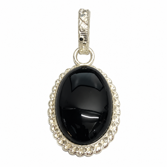 Black Onyx Stone Pendant Oval Gemstone Silver Tone Jewelry PEN454-SLV-NBO01