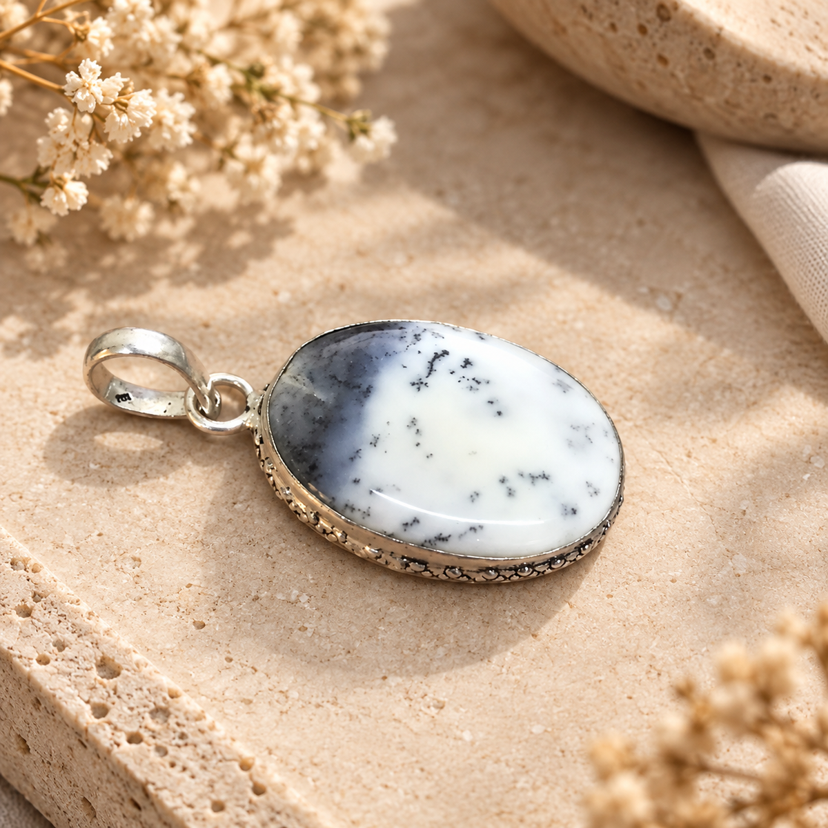 Dendritic Agate Pendant White Gemstone Boho Silver Jewelry PEN458-SLV-NDAG01