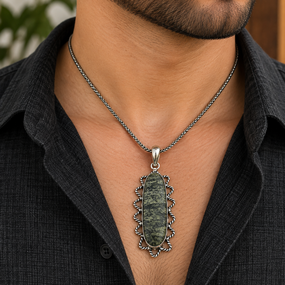 Serpentine Stone Pendant Boho Vintage Silver Tone Jewelry PEN460-SLV-NSRP01