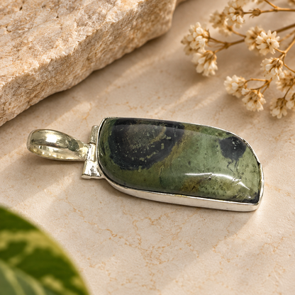 Kambaba Jasper Pendant Green Stone Boho Silver Tone Jewelry PEN462-SLV-NKJR01