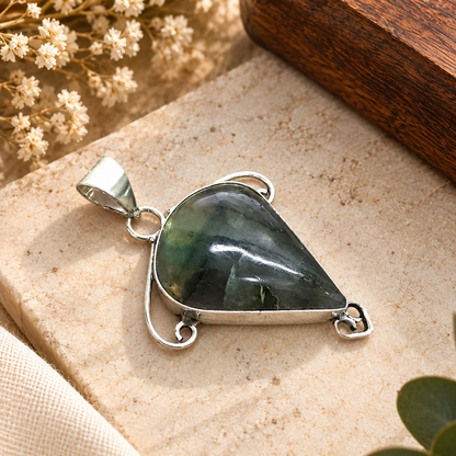 Labradorite Pendant Boho Gemstone Silver Tone Statement Jewelry PEN465-SLV-NLBD01