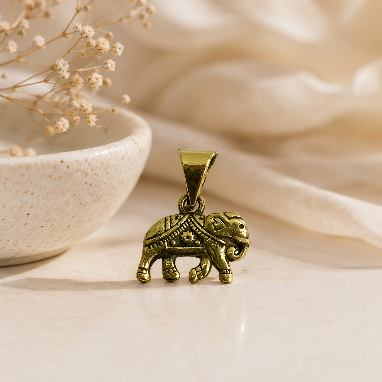 Elephant Tribal Pendant Boho Oxidized Gold Tone Jewelry Gift PEN47-BRS-PLN