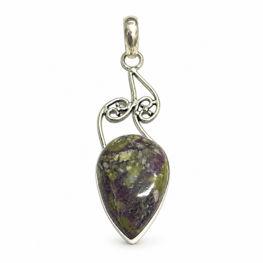 Natural Serpentine Gemstone Pendant Boho Artisan Jewelry PEN540-SLV-NSERP01