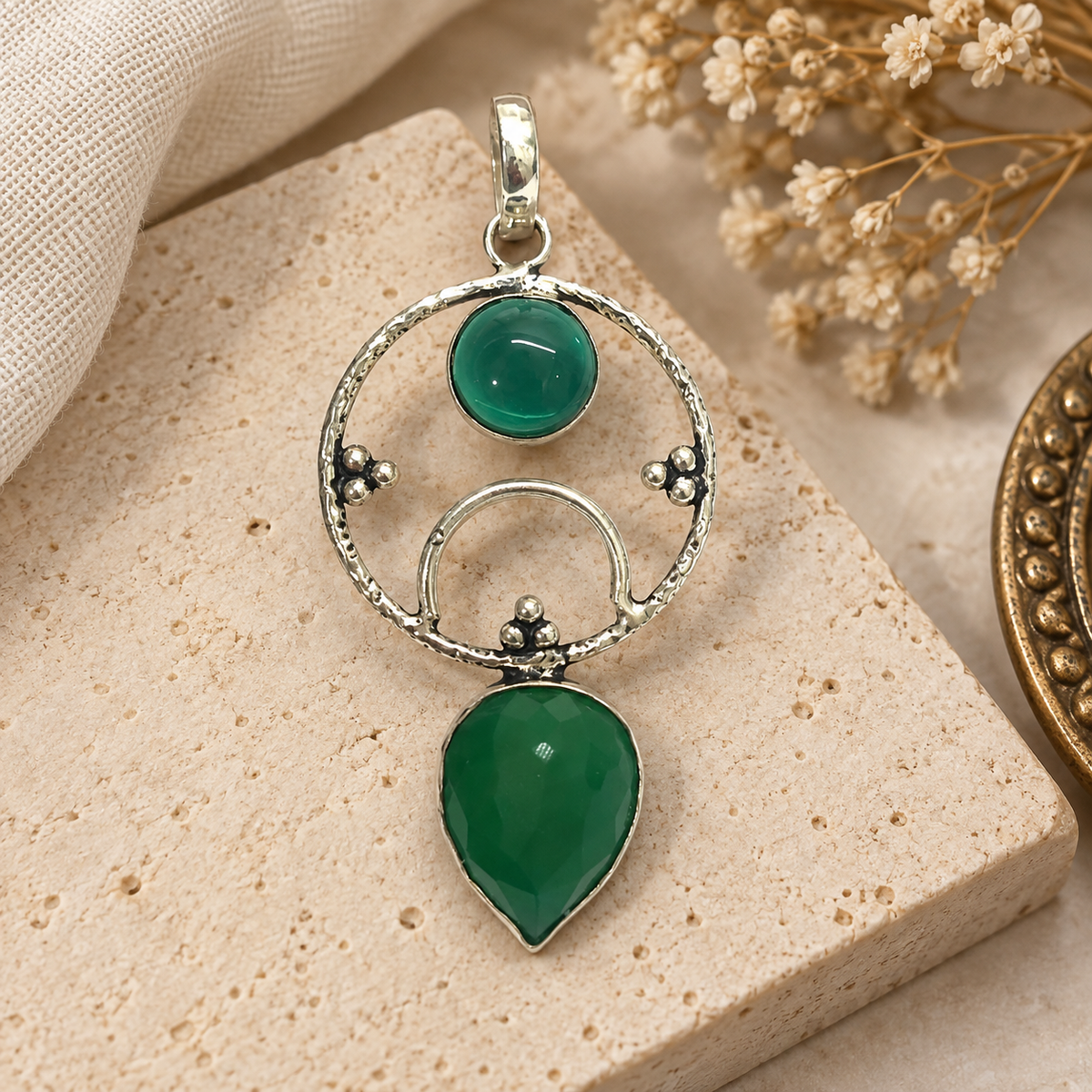 Green Quartz Pendant Boho Artisan Statement Gemstone Jewelry PEN557-SLV-LCD02