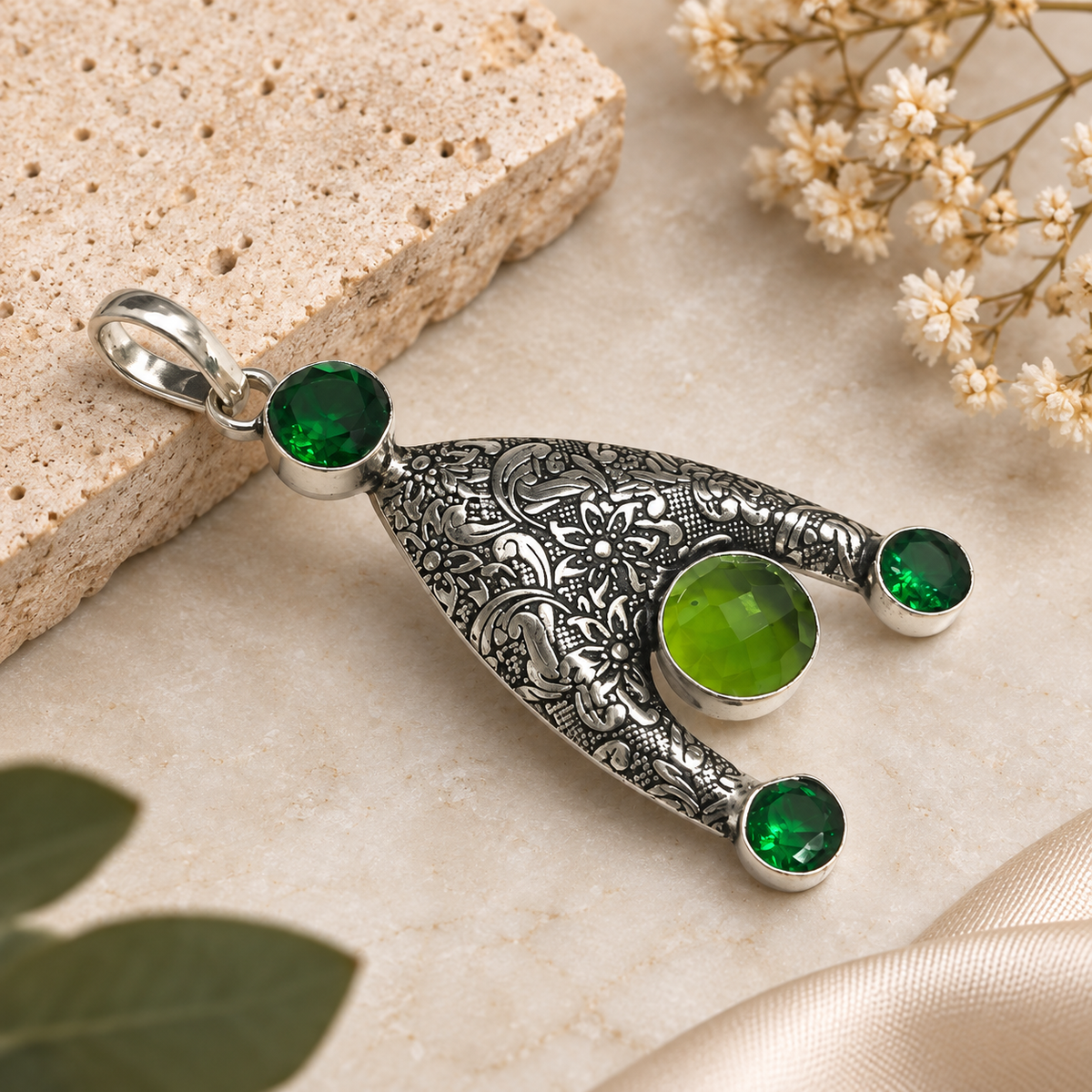 Green Quartz Statement Pendant Floral Boho Vintage Jewelry PEN564-SLV-LCD-LPD04