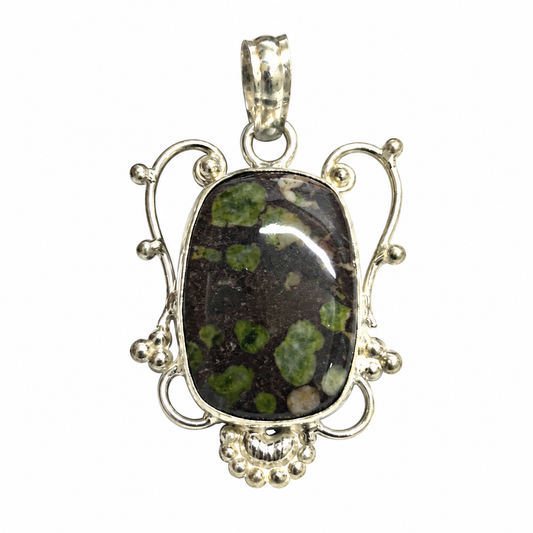 Natural Green Jasper Pendant, Ornate Silver Tone Jewelry PEN592-SLV-NJR01