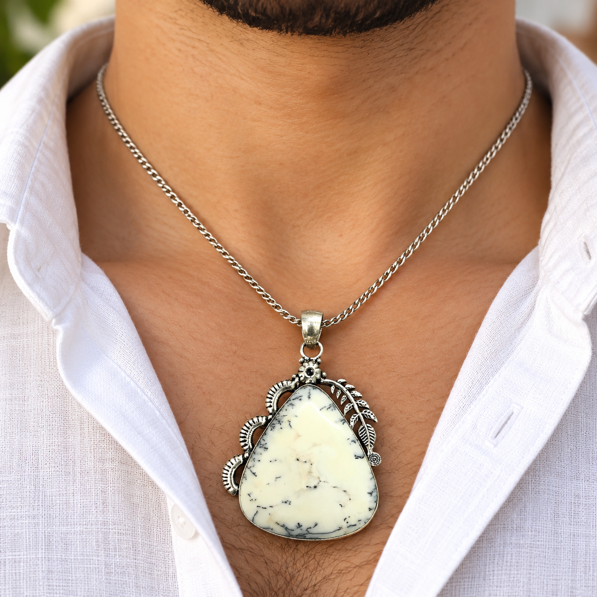 Natural Dendritic Agate Pendant, White Gray Pear Gemstone PEN615-SLV-SLV-NDAG01