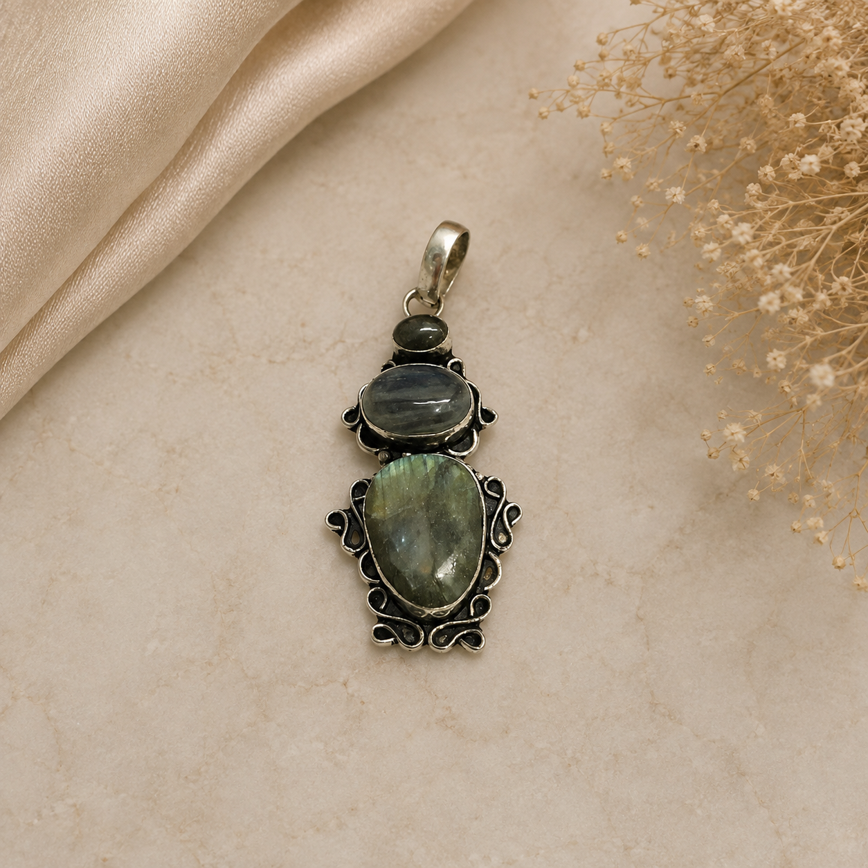 Labradorite Moonstone Pendant, Silver Tone Tribal Statement Jewelry PEN64-SLV-NLBD03