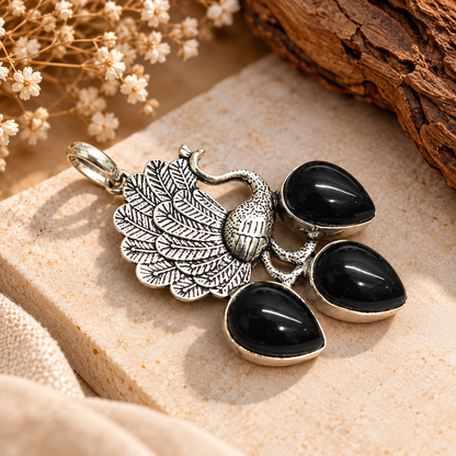 Vintage Silver-Tone Peacock Black Onyx Pendant PEN655-SLV-NBO03