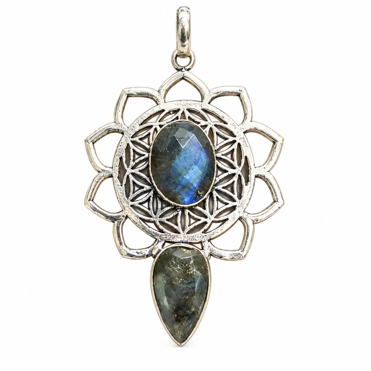 Boho Silver-Tone Lotus Labradorite Pendant PEN658-SLV-NLBD02
