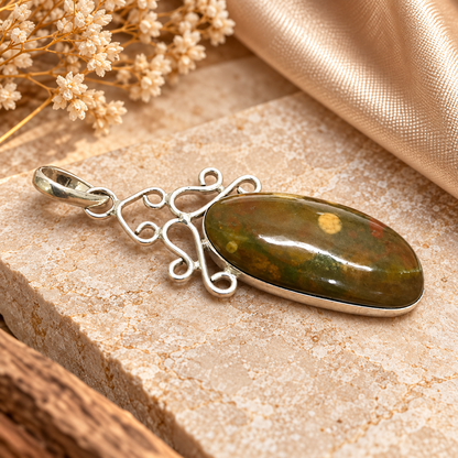 Bloodstone Pendant, Green Jasper Vintage Boho Gemstone Jewelry PEN705-SLV-NBST01