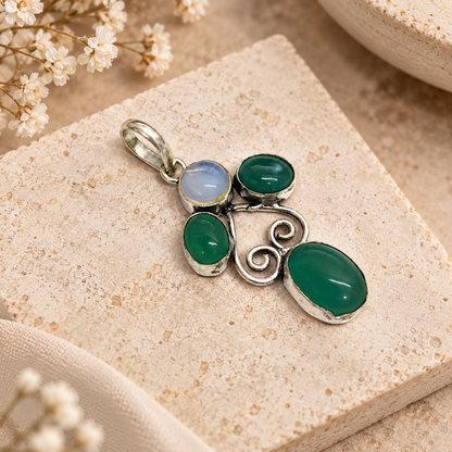Green Onyx Opalite Pendant, Vintage Silver Tone Boho Jewelry PEN707-SLV-LOPL-NGO04