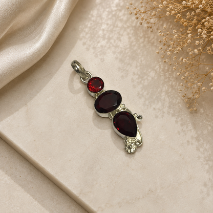 Red Garnet Pendant, Vintage Three Stone Boho Gemstone Jewelry PEN708-SLV-LGR03