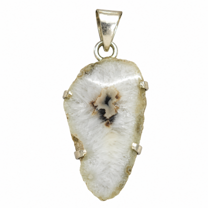 White Geode Agate Pendant, Natural Stone Boho Jewelry PEN712-SLV-NGDAG01