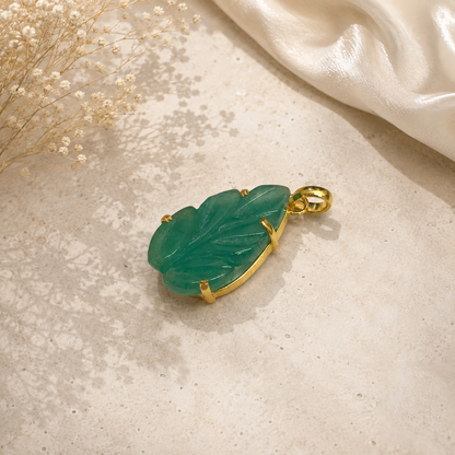 Green Carved Leaf Pendant, Gold Tone Elegant Boho Jewelry PEN719-GLD-LCRQ01