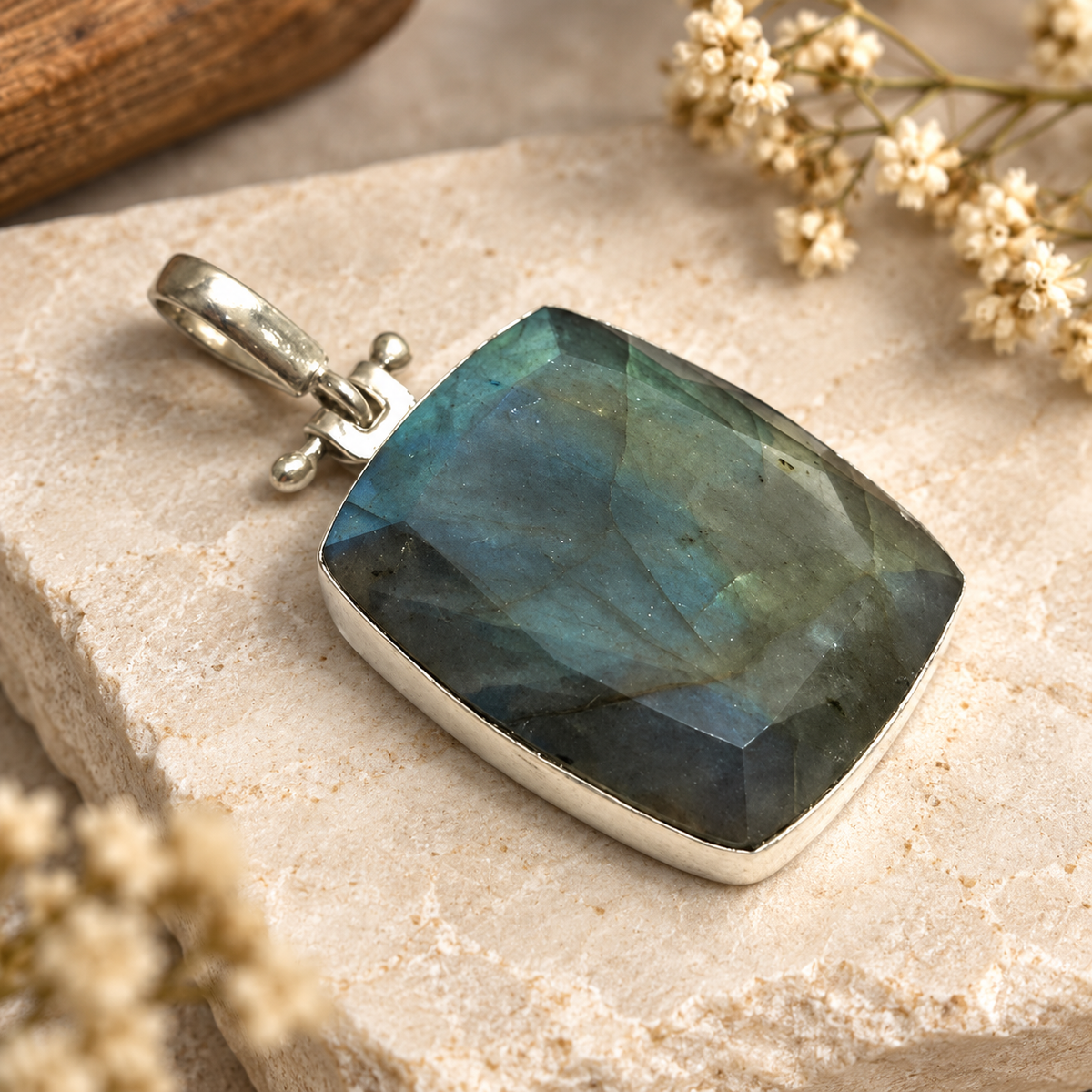 Labradorite Pendant, Blue Flash Rectangle Vintage Boho Jewelry PEN722-SLV-NLBD01
