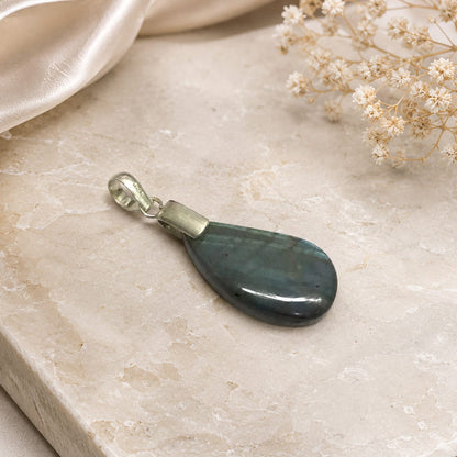 Grey Labradorite Teardrop Pendant, Minimalist Boho Jewelry PEN723-SLV-NLBD01