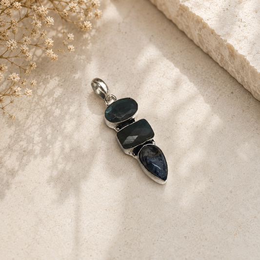 Labradorite Pietersite Pendant in Antique Silver Tone PEN733-SLV-NPT-NLBD03