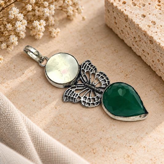 Green Onyx Mother of Pearl Butterfly Pendant Necklace Charm PEN734-SLV-NMOP-LCD02