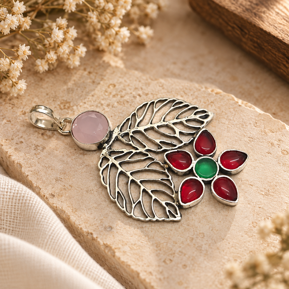 Red Green Floral Leaf Pendant in Antique Silver Tone Style PEN740-SLV-LMUL07