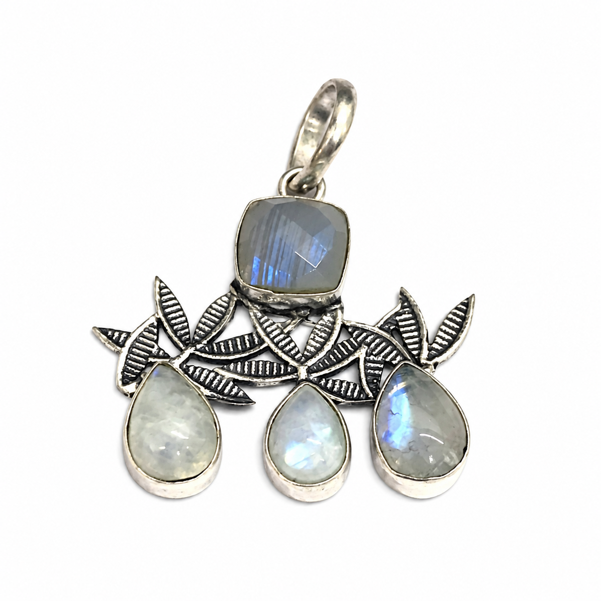 Moonstone Leaf Pendant with Blue Flash Boho Vintage Style PEN758-SLV-NMS04