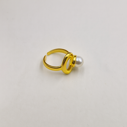 Trendy Pearl Ring Gold Plated RIN06-GLD