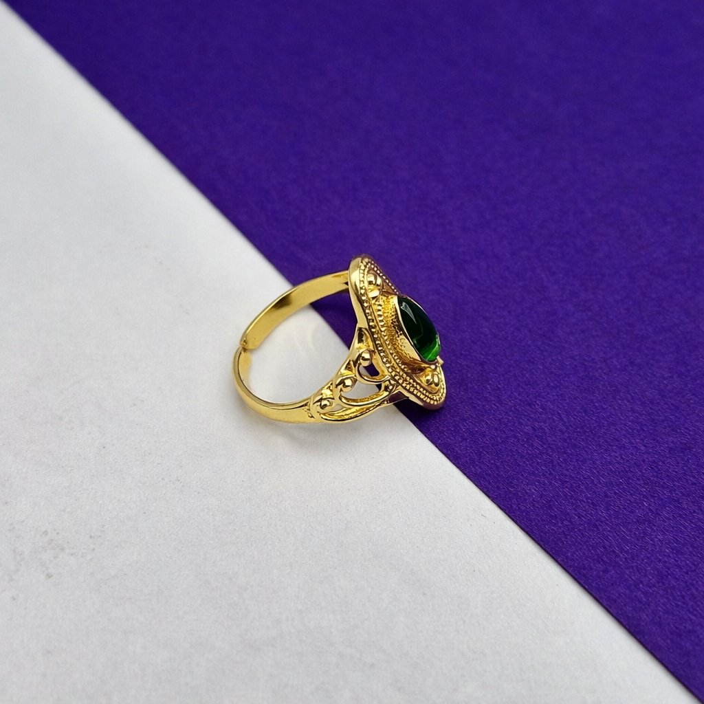 Gold Vintage Oval Design Ring Intricate Filigree Statement Ring