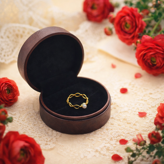Gold Beaded Link Ring Minimalist Circle Band Elegant Delicate Designer Ring