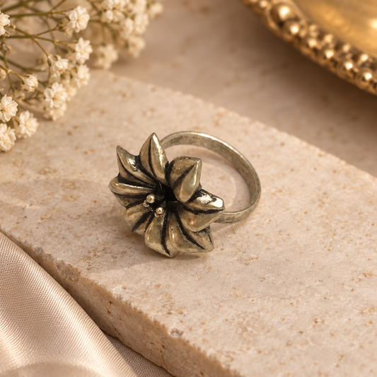 Floral Statement Ring Oxidized Silver Flower Ring Boho Vintage Jewelry RIN51-SLV-PLN