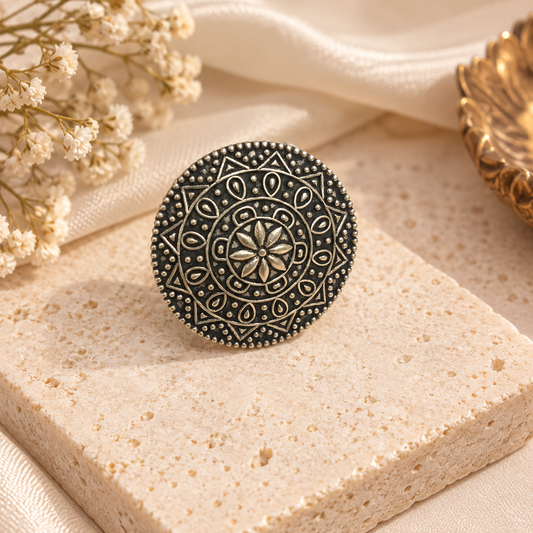 Floral Statement Ring Oxidized Silver Flower Ring Vintage Jewelry RIN52-SLV-PLN