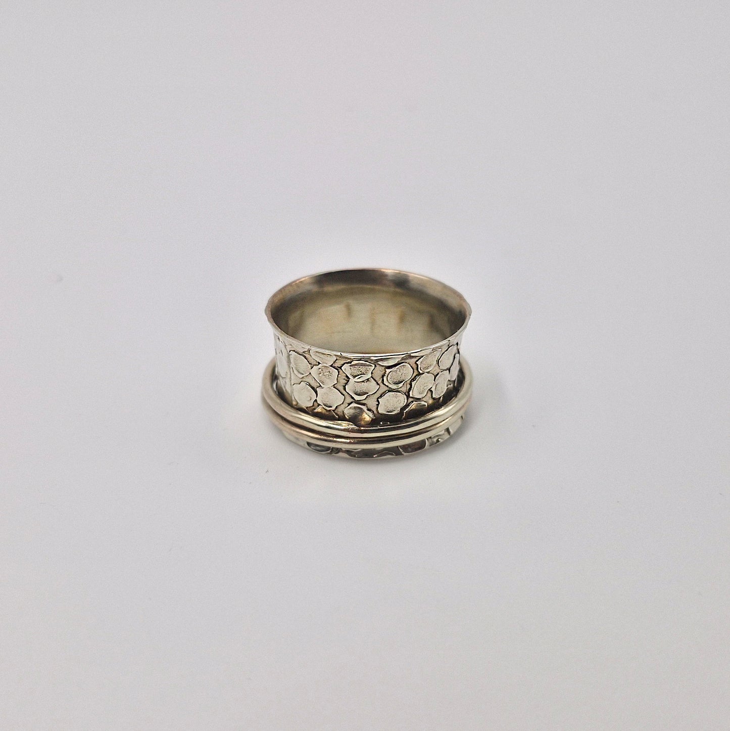 Hammered Spinner Ring Unisex Statement Band SPRIN03-BRS
