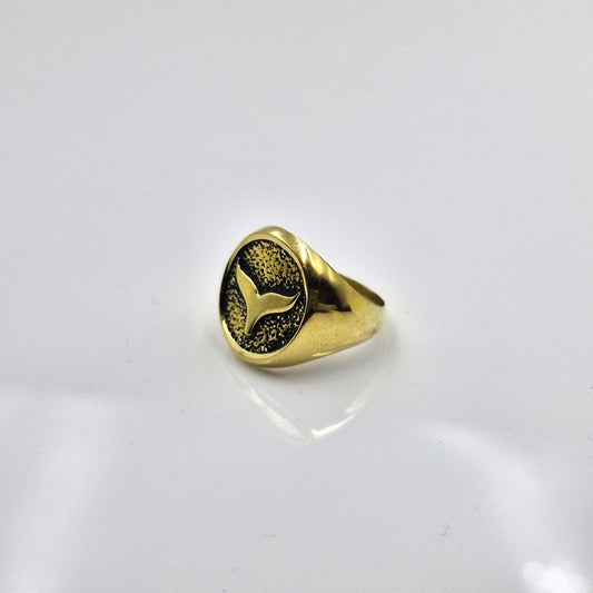Gold Tone Round Signet Ring Vintage Style Bold Statement Ring SRIN01-PLN
