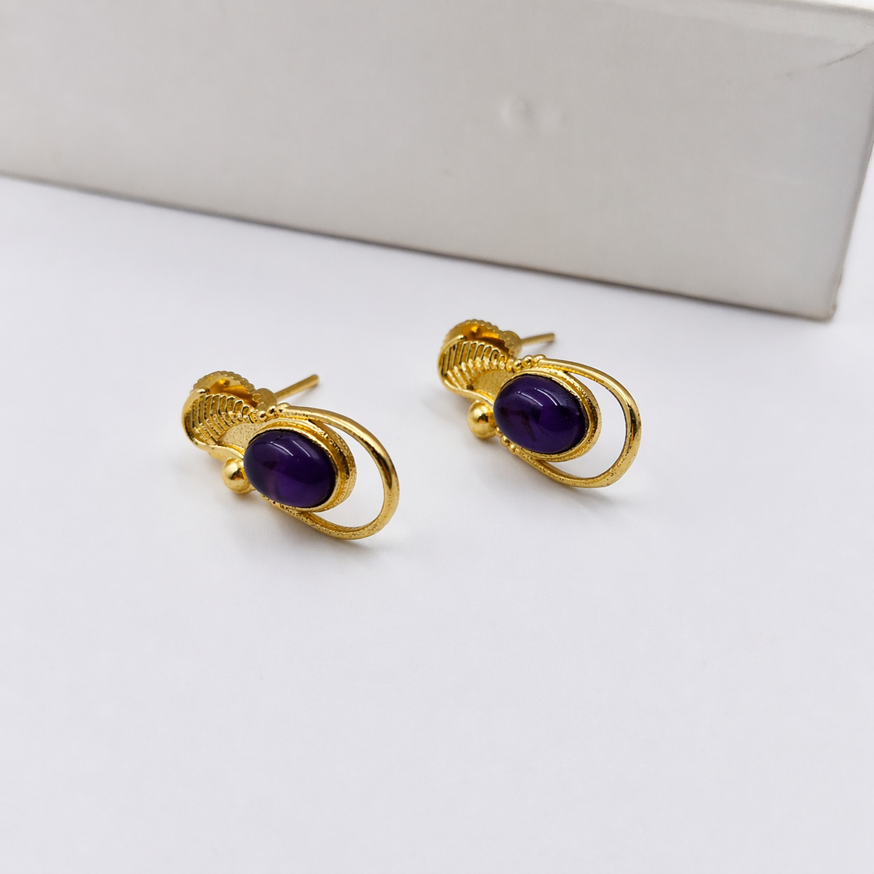 Gold Oval Drop Earrings for Women Minimal Elegant Jewelry ST09-GLD