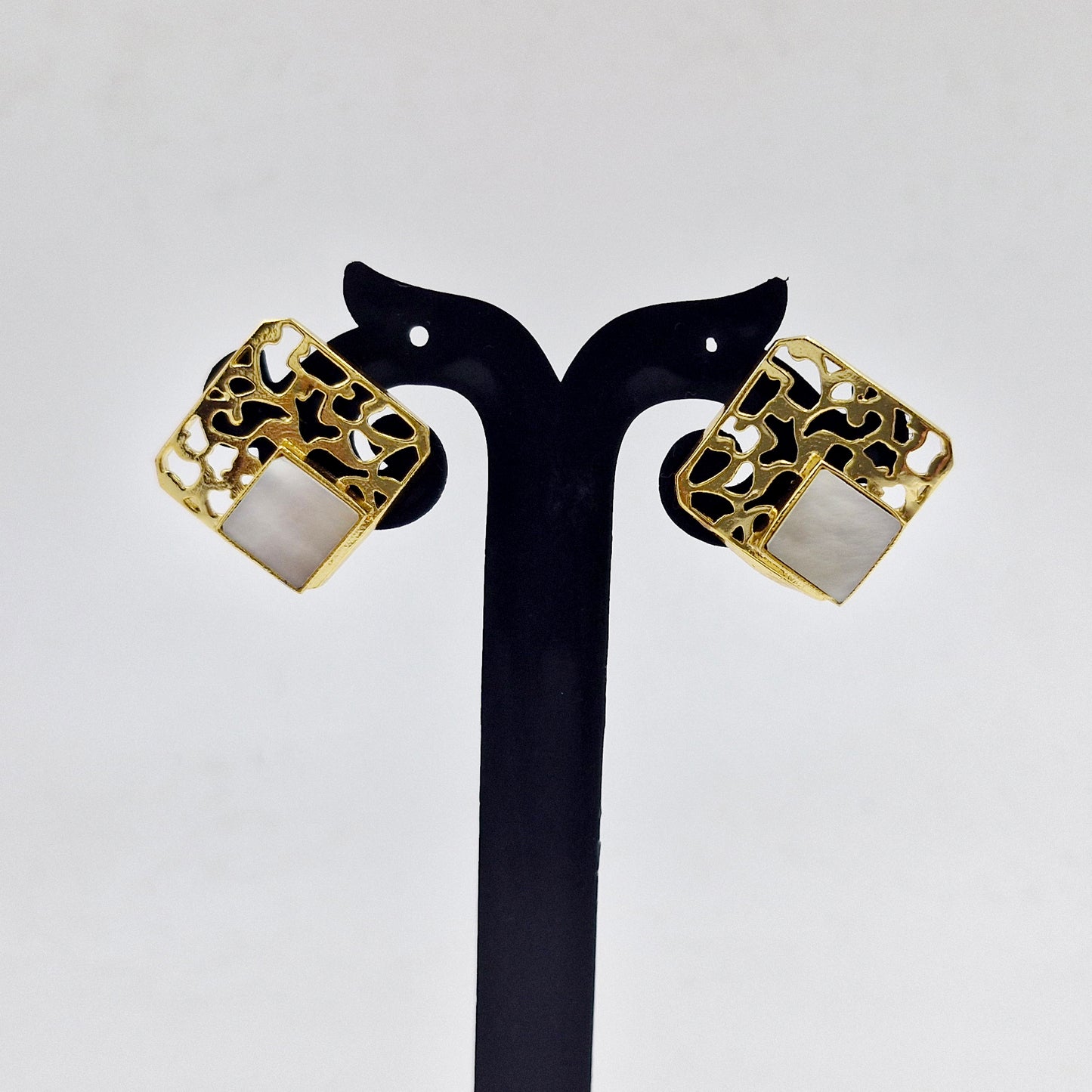 Gold Geometric Stud Earrings for Women Modern Statement Jewelry ST10-GLD