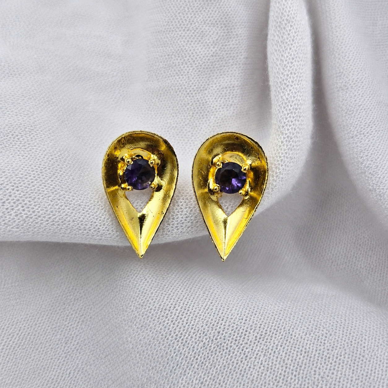 Gold Plated Teardrop Stud Earrings for Women Minimalist Jewelry ST23-GLD