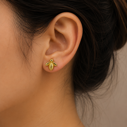 Gold Plated Bee Stud Earrings for Women Cute Minimalist Jewelry ST28-GLD