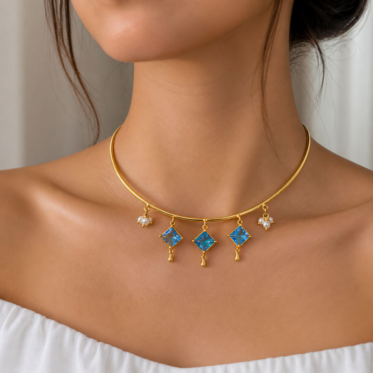 Luxury Gold Choker Necklace for Women Elegant Statement Jewelry WCKR05-GLD
